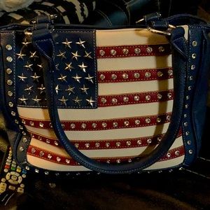 Beautiful Amaerican flag purse with Rhinestone.